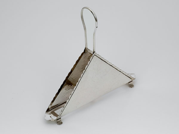 Zilveren gehamerde brieven/servethouder-9815