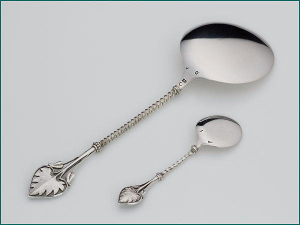 Zilveren ijsset uit 1902 in etui-7602