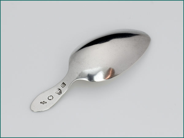 Zilveren theeduim uit 1822-7434