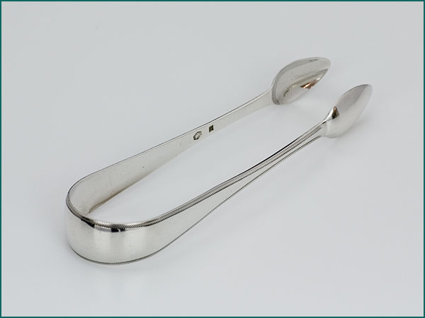 Zilveren klontjestang uit 1835-0