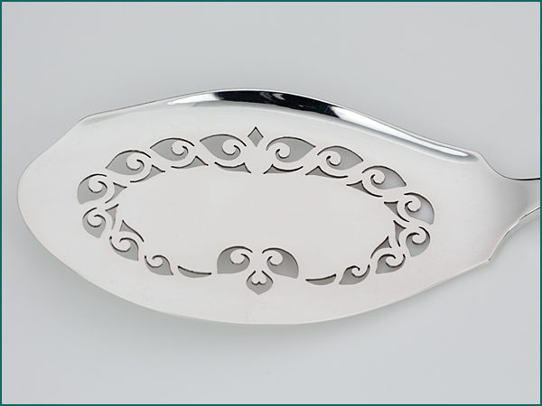 Zilveren Haags lofje visdienschep uit 1936-8266