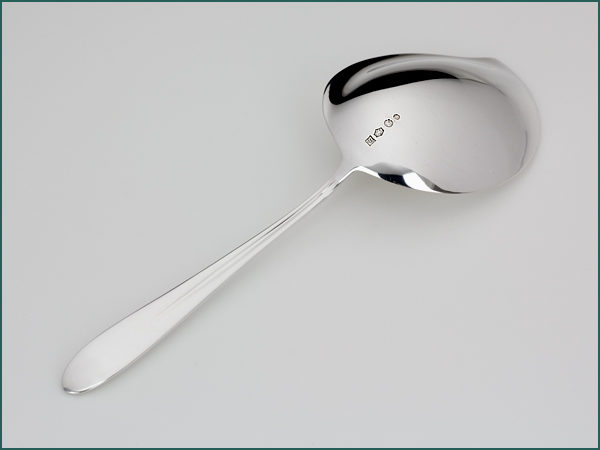 Zilveren vladienlepel model 400 uit 1968-8414