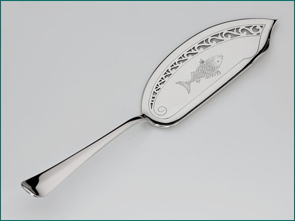 Zilveren Haags lofje visdienschep uit 1916-0