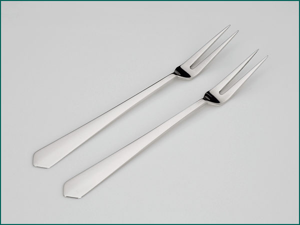 Een stel zilveren dienvorken uit 1903-0