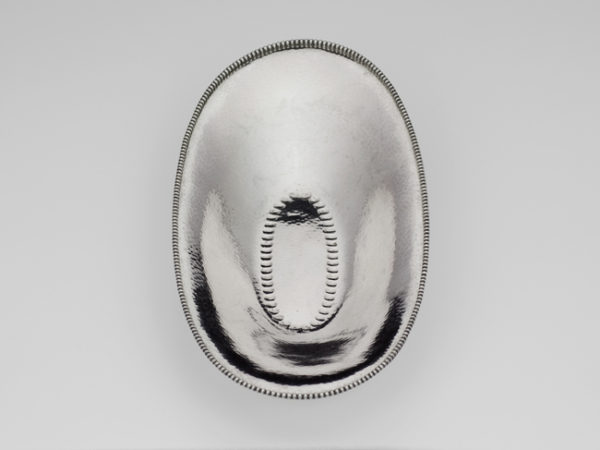 Zilveren gehamerde schaal-9925