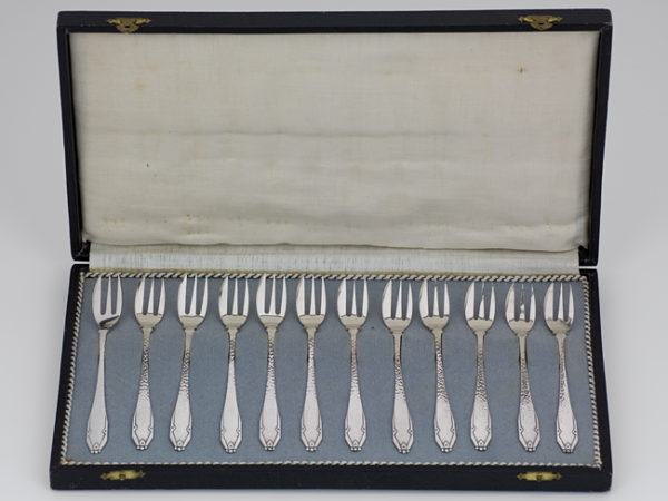 12 zilveren taartvorken-9743