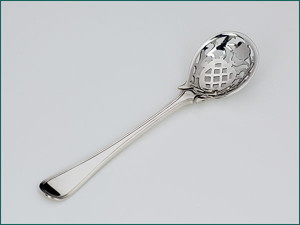 Zilveren dubbelrond natfruitlepeltje uit 1915-0