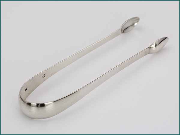 Zilveren klontjestang uit 1819-0