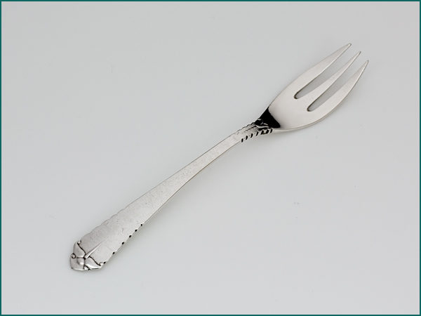 6 zilveren taartvorken met gehamerde steel 1906-1941-8489