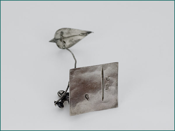 Zilveren miniatuur jongen met vlieger 1718-1725-8126