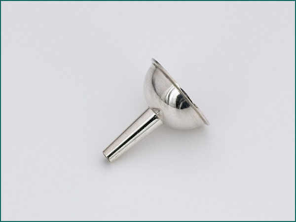 Zilveren trechtertje 1814-1905-0