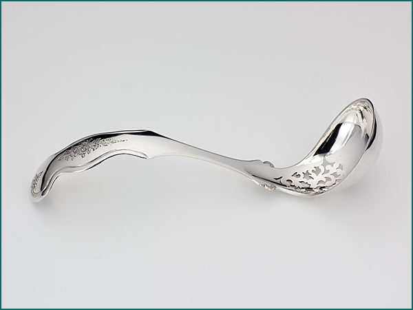 Zilveren natfruitlepel met gravering uit 1873-4502