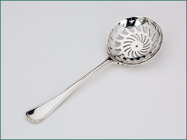 Zilveren natfruitlepel uit 1924-0