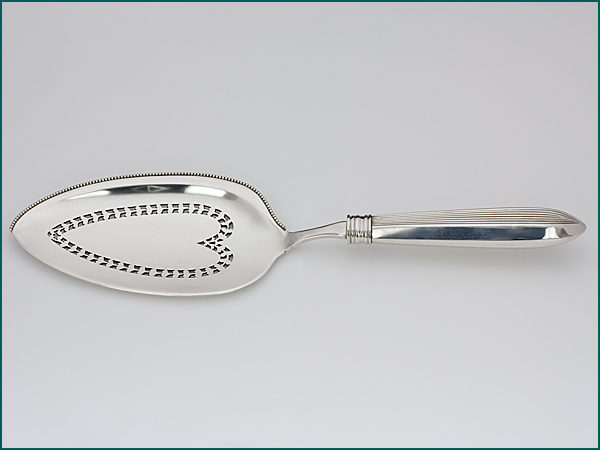 Zilveren visdienschep uit 1895-6528