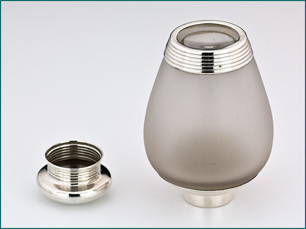 Matglazen theebus met zilveren dop en montuur 1858-1905-7550