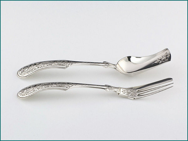 Zilveren gembercouvert met gravering uit 1851-6172