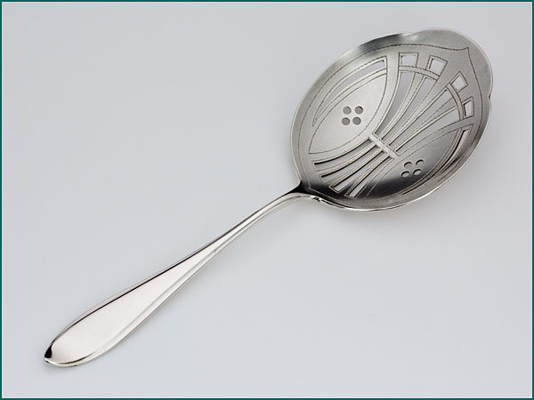 Zilveren puntfilet natfruitschep uit 1924-0