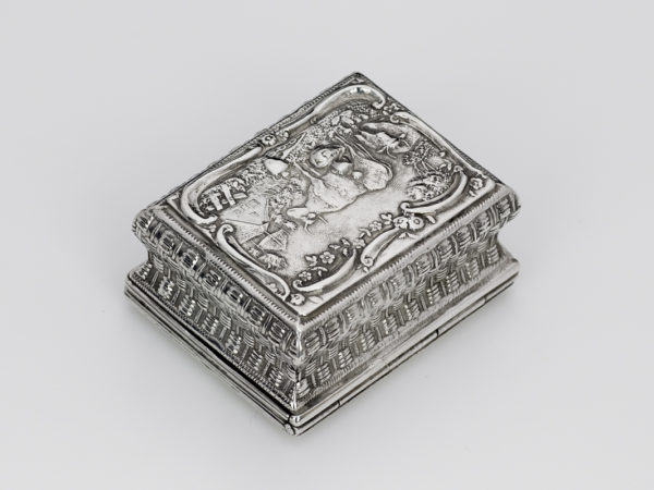 Zilveren snuifdoos uit 1803-10906