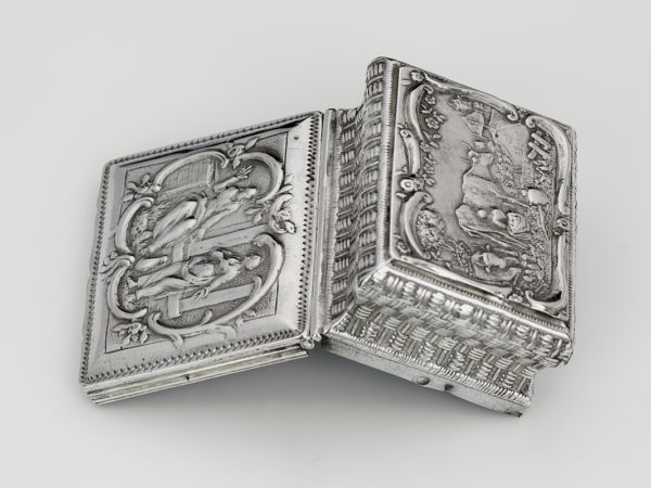 Zilveren snuifdoos uit 1803-10910