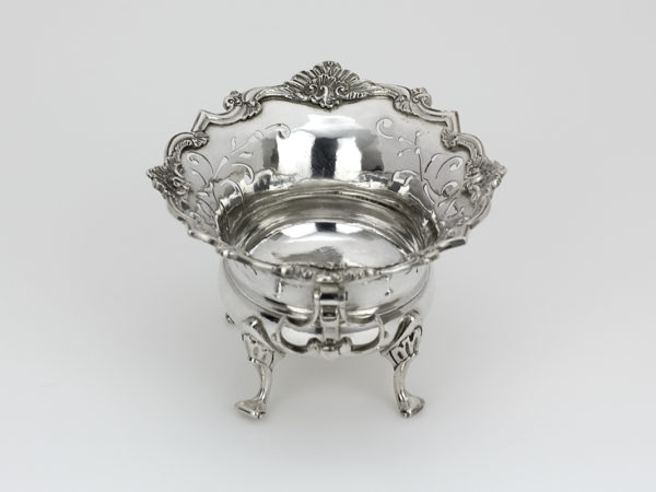 Zilveren kandijbakje uit 1763-11100