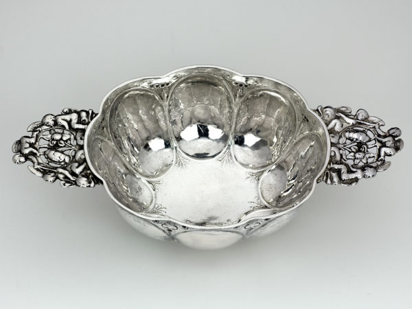 Zilveren brandewijnkom uit 1661 of 1685 (Zwolle)-12592