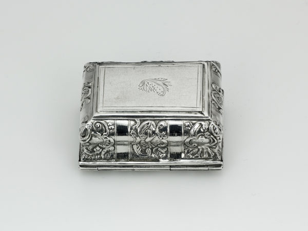 Zilveren snuifdoos uit 1793-12948