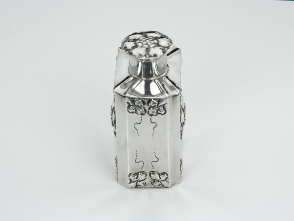 Zilveren theebus uit 1725 (Rotterdam)-13253