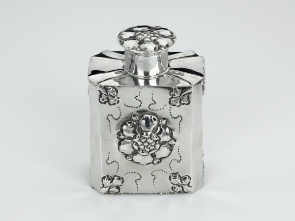 Zilveren theebus uit 1725 (Rotterdam)-0