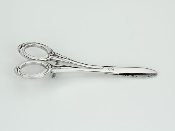 Zilveren druivenschaar uit 1933-13697