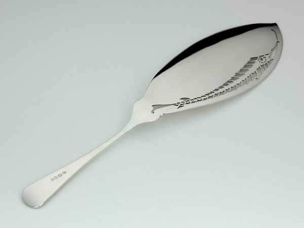 Grote zilveren Haags lofje visdienschep uit 1928-13961