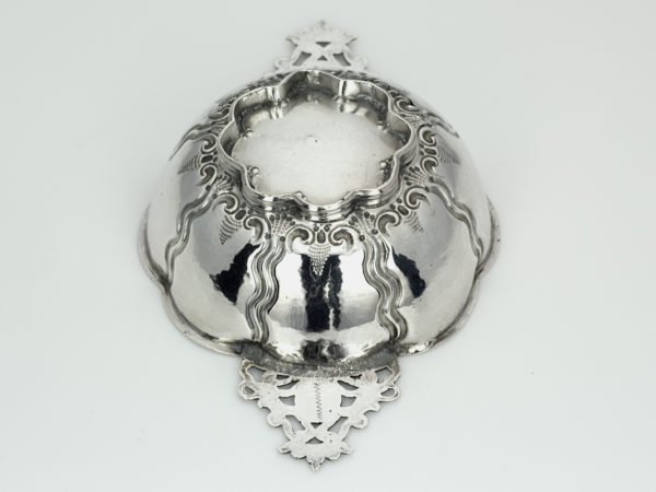 Zilveren brandenwijnkom uit 1655 (Rotterdam)-14316