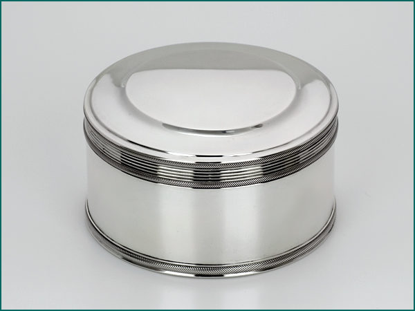 Zilveren koektrommel uit 1842-0