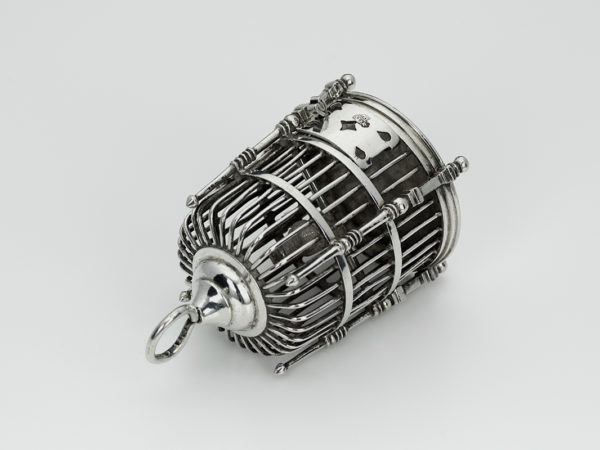 Zilveren miniatuur vogelkooi uit 1740-14841