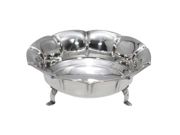 Zilveren schaaltje op pootjes uit 1932-0