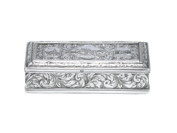 Bijzondere zilveren tabaksdoos met 4 jaargetijden uit 1903