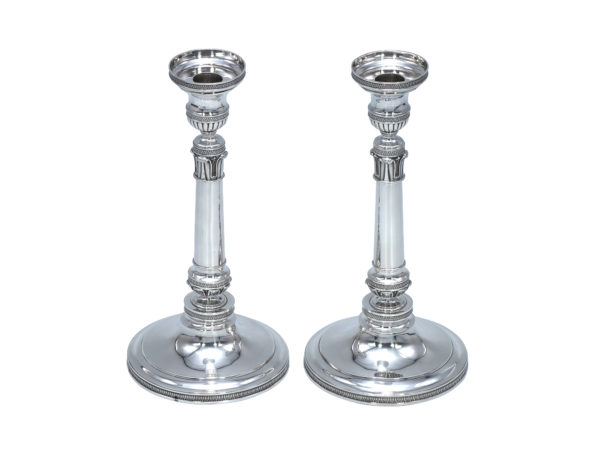 Stel zilveren kandelaars uit 1833