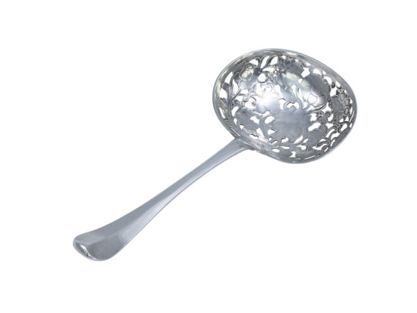 Zilveren strooilepel 1764-1807