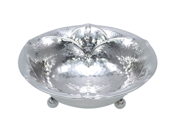 Zilveren gedreven Art Deco schaaltje op bolpootjes uit 1929