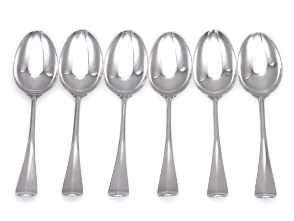 6 zilveren dinerlepels model Hollands glad uit 1778 (Deventer)