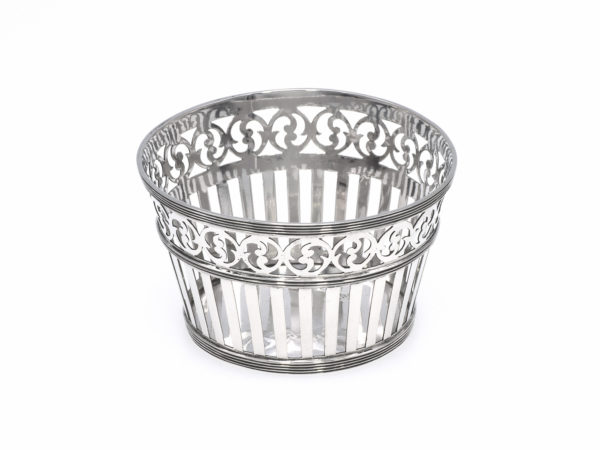 Zilveren kluwenmandje uit 1809