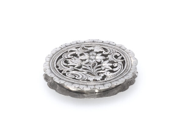 Zilveren muskusdoosje 1e kwart 18e Eeuw